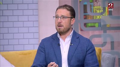 أخصائي يُحذر من أخذ الفيتامينات دون استشارة طبيب