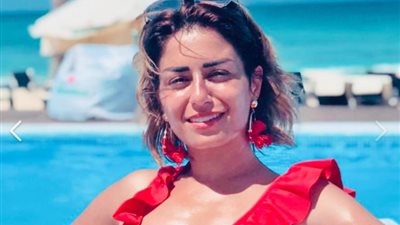 «شغلانتنا صعبة».. منة فضالي تُجري عملية جراحية عاجلة