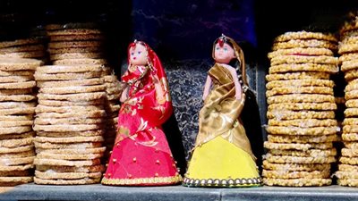 دراسات طبية تحذر: هذه أخطر قطعة في علبة «حلاوة المولد»