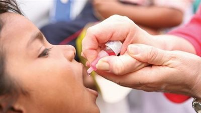 «اطمني على أولادك».. حملة للتطعيم ضد شلل الأطفال بالقاهرة والجيزة