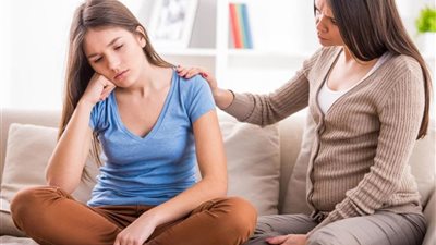 «مرحلة نارية».. استشاري يكشف مخاطر سن المراهقة