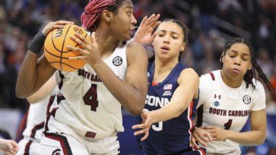 بعد اعتقال غرينر في روسيا.. 5 مفاجآت في دوري سيدات السلة الأمريكي