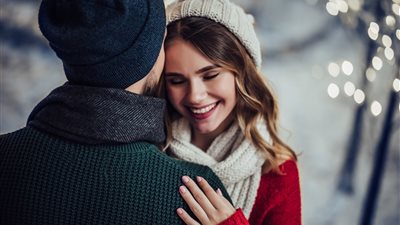 دراسة تحذر من علاقات الحب الشتوية