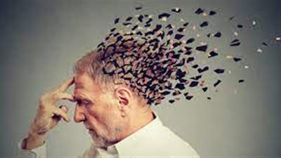 استشاري: أعراض الزهايمر تظهر على المريض قبل إصابته بـ9 سنوات