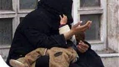 ضبط سيدة تستغل أطفال شقيقيها في أعمال التسول بالتجمع الخامس