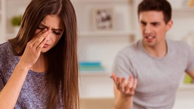 أخطاء يرتكبها الرجل أثناء دعوة زوجته للعلاقة الحميمية