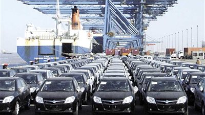 بعد قرار إعفاء سيارات المصريين بالخارج.. تعرفي على الشروط