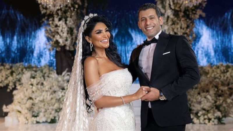 سالي عبدالسلام وزوجها