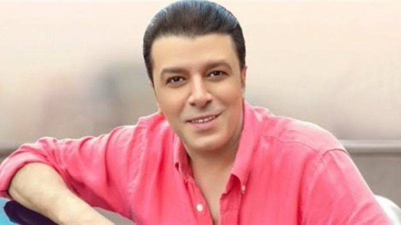 الفنان مصطفى كامل