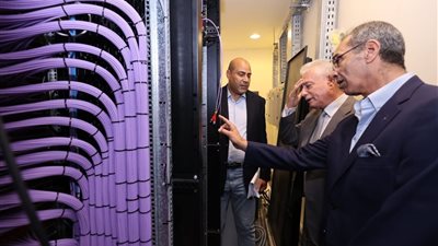 وزير الاتصالات: البنية التحتية المعلوماتية جاهزة في شرم الشيخ