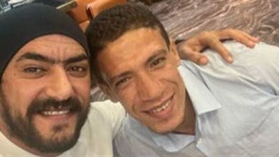 جبران خاطر من قبل نجوم الفن لعامل نظافة كشري التحرير.. تفاصيل