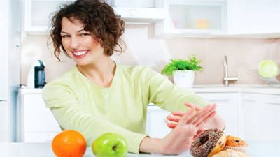 عادات غذائية خاطئة ابتعدي عنها بعد سن الـ30