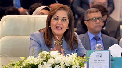 هالة السعيد تبدأ أولى فعاليات المؤتمر الاقتصادي لمصر 2022