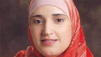 لبنى تهتموني.. ضمن أبرز 10 نساء رائدات في مجال العلوم