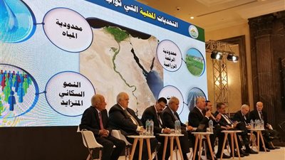 وزير الزراعة في المؤتمر الاقتصادي: نهضة زراعية غير مسبوقة في عهد الرئيس السيسي  