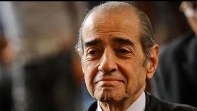 كواليس جنازة فريد الديب في السيدة زينب.. رسالة سوزان مبارك وانهيار ابنته