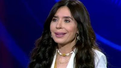 الراقصة دينا: تزوجت 9 مرات.. وحاولت الانتحار لهذا السبب!