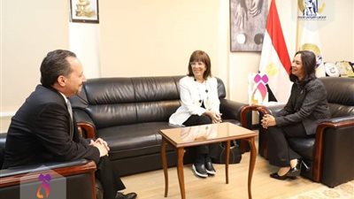 مايا مرسي تستقبل عضو الكونجرس لمناقشة ملف تمكين المرأة