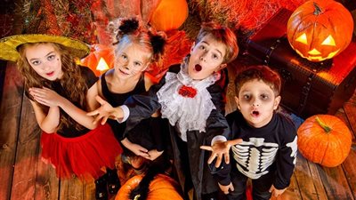 ما تأثير مشاهد احتفالات الهالوين على الأطفال؟.. استشاري يجيب