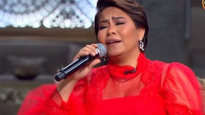 «نشرة أهل الفن».. استغاثة شيرين.. هدية محمد منير.. رسالة ميار الببلاوي