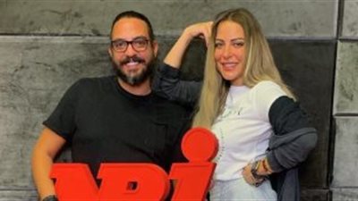 ريم مصطفى: «راهنت أصحابي على حضن كريم عبد العزيز.. وكسبت»