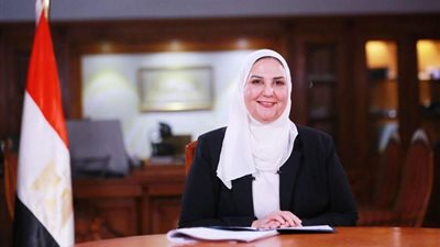 نيفين القباج تستعرض مجهودات الخط الساخن لصندوق مكافحة الإدمان