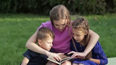 3 آيات قرآنية لجلب السعادة والبركة وهداية الأطفال