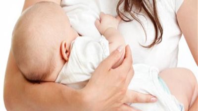 احذري.. طعامك قد يسبب الحساسية عند طفلك الرضيع