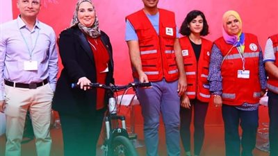 وزيرة التضامن تتابع الهلال الأحمر خلال مؤتمر المناخ 27-COP