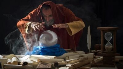 من أجل طقوس السحر.. مشعوذان مزقا جسد صديقهما في الغابة