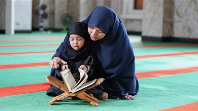 سورتان تنجيان من عذاب القبر وتشفعان لك إذا قرأتيهما كل جمعة