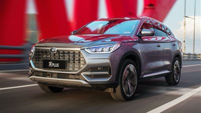 أحدث سيارة كهربائية تتواجد في مصر.. «بي واي دي سونج بلس»