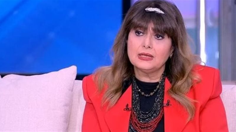 الفنانة هندية