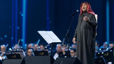 محمد عبده يُثير الجدل في موسم الرياض بسبب داعية إسلامي (فيديو)