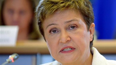 مديرة صندوق النقد الدولي تُحذر من حرب باردة ثانية 