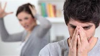 زوجة في دعوتي طلاق وتبديد منقولات: «سرقني وأدمن المخدرات وخايفة على ولادي منه»