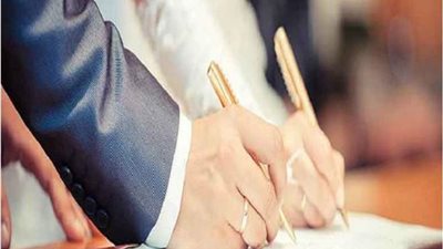 ما حكم شهادة المرأة على عقد الزواج؟