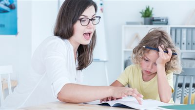 اكتشفي عبقريته.. طفلك الفاشل دراسيًّا قد يكون مميزًا