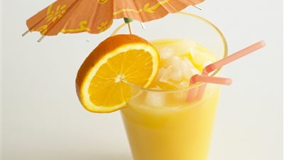 تعرفي على أهمية «فيتامين سي».. لعلاج نزلات البرد عند طفلك