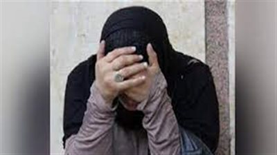 رفض عودة شقيقته لزوجها.. فكان مصيرة القتل بطعنات الغدر