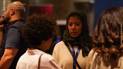 مخرجة سعودية تفوز بجائزة ملتقى القاهرة السينمائي