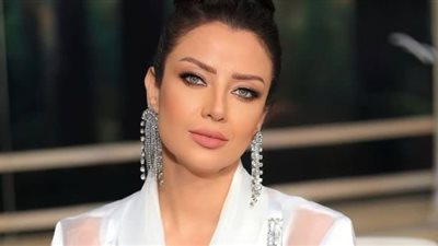 بالصور ..أجمل إطلالات رضوى الشربيني في الموسم الجديد من برنامجها