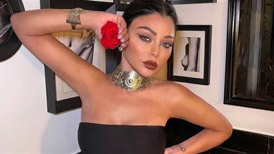 بالصور.. هيفاء وهبي تخضع لجلسة تصوير مثيرة 