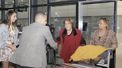 صور| توافد الضيوف على مهرجان شرم الشيخ الدولي للمسرح الشبابي