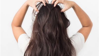 كيف تحصلين على شعر طويل ومتألق بطريقة سهلة؟