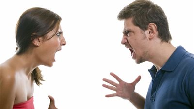 «الغيرة وإهمال مظهرك».. 5 أمور يكرهها الرجل في زوجته.. ابتعدي عنها