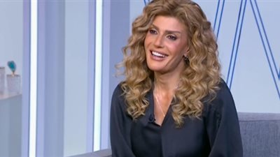 «الكرش والشنب».. سبب خلاف فيدرا مع أحمد زكي