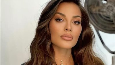 أول ظهور للفنانة نادين نسيب نجيم بعد جدل فيديو «الحضن»