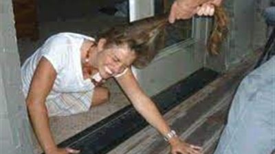 لشكه في سلوكهن.. اعتدى على شقيقاته الثلاث بسلاح أبيض