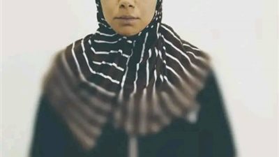 اغتالت البراءة.. سيدة تقتل طفلة وتحرق جثتها لسرقة قرطها الذهبي